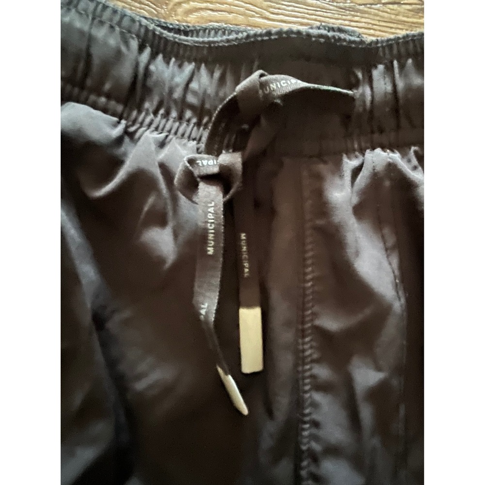 Municipal Little Caesars Mens Black Shorts Size Large Mesh Lined Zip Pocket - Picture 3 of 6